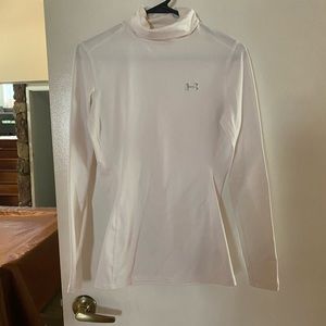 Under armor long sleeve undershirt